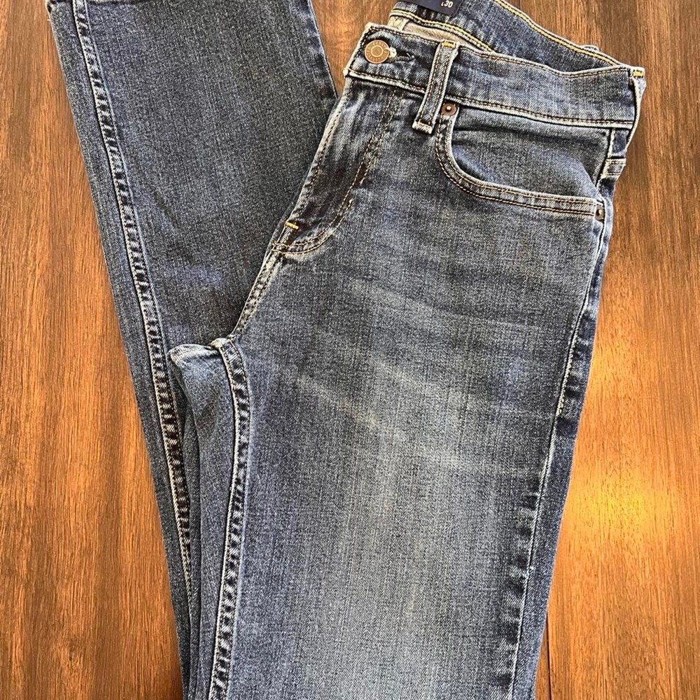 Hollister Slim Bootcut Jeans sz 28